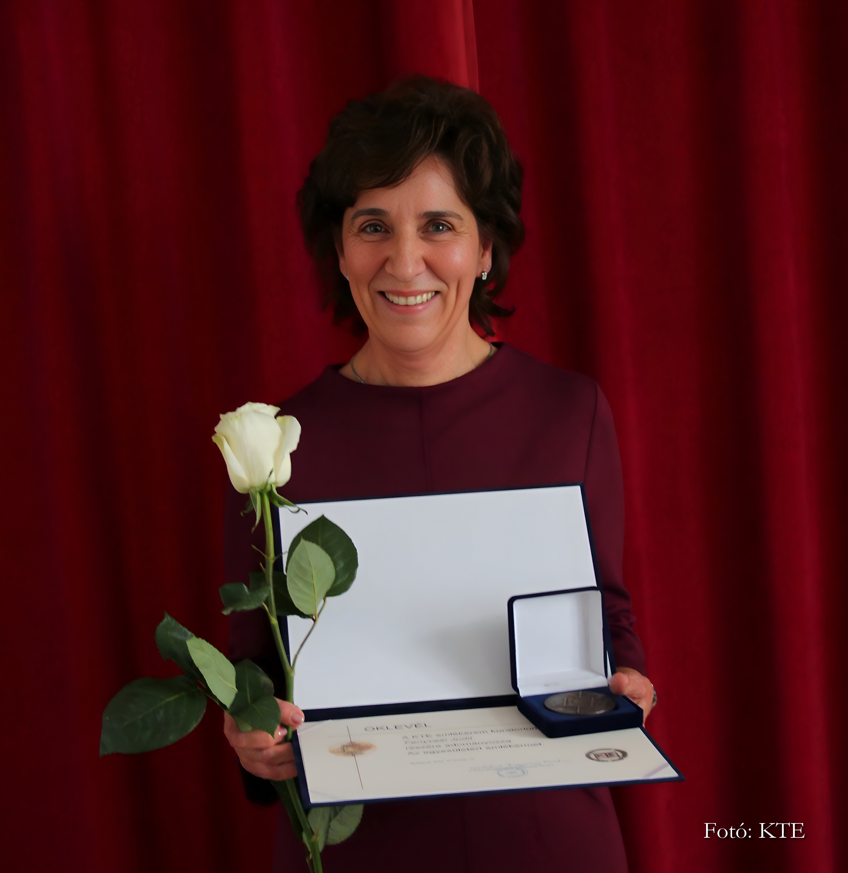 KTE emlékérem Fenyvesi Judit